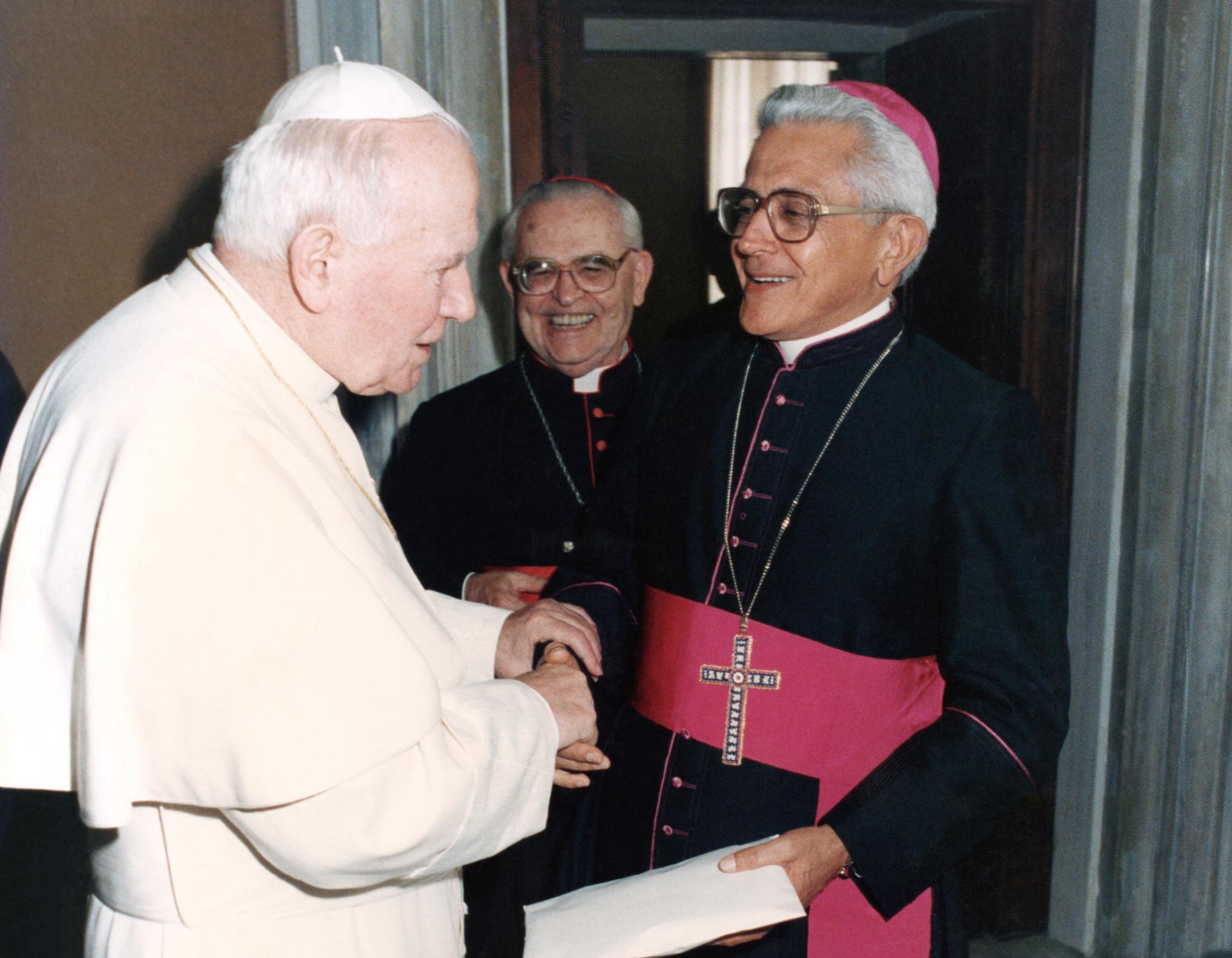 Com Dom Paulo e Papa João Paulo II